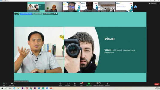 Galeri Foto Pelatihan Online Business Reporting Presentation PT Hutama Karya